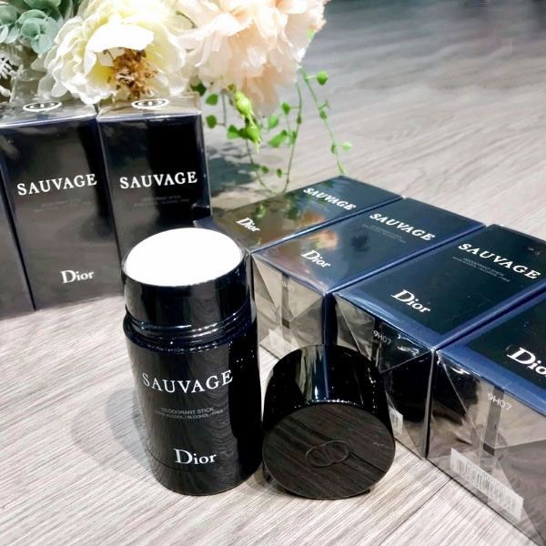 Đặc điểm lăn khử mùi Dior Sauvage Deodorant Stick For Men